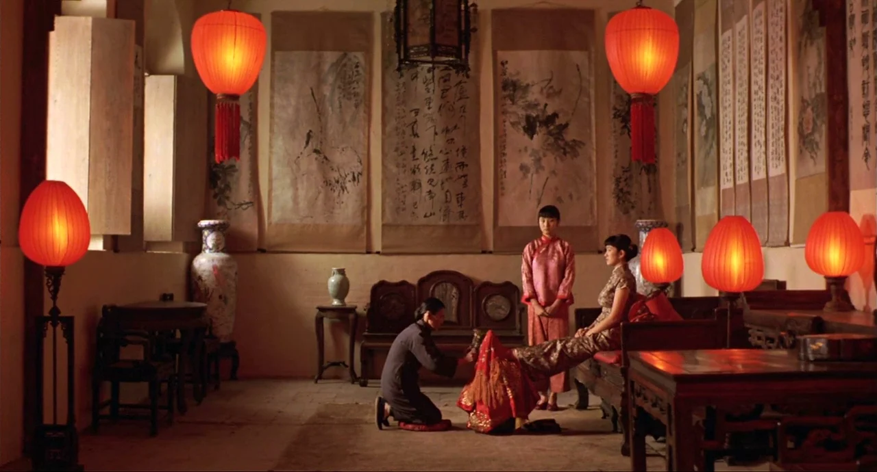 Podignite crvenu svjetiljku (1991), r: Yimou Zhang