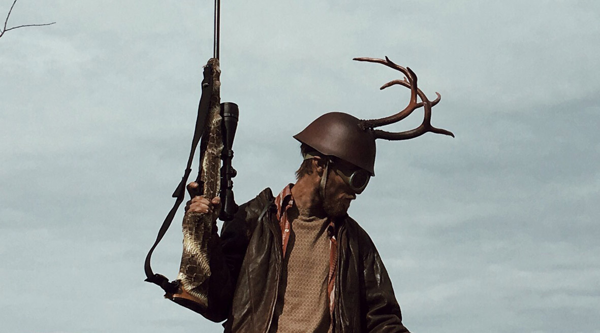 "The Domestics" (2018.) - kostimi, auti, dekori su baš divota, prava Amerikana!